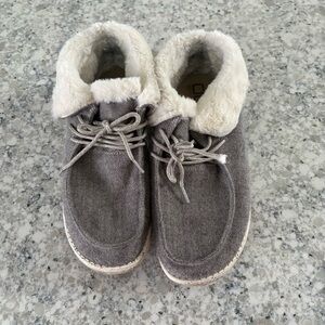 Hey Dude Shoes, women’s Sz 10